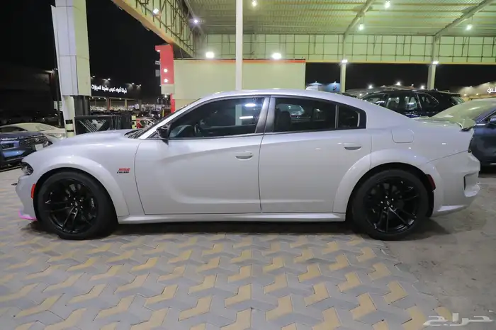 دوج تشارجرRST8 سكات باك وايد بدي 2023 4