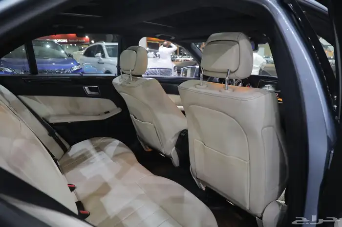 مرسيدس E300 موديل 2016 16