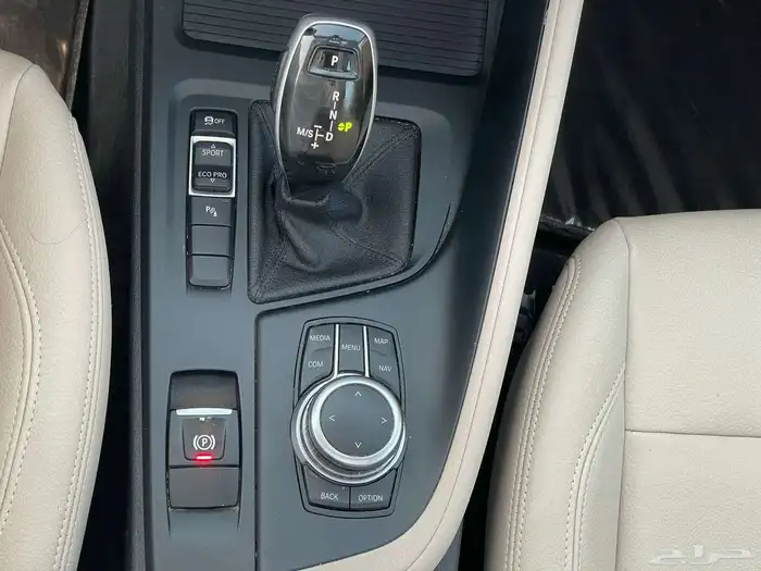 بي ام دبليو 2018 - X1 نص فل نظيف جدا 24