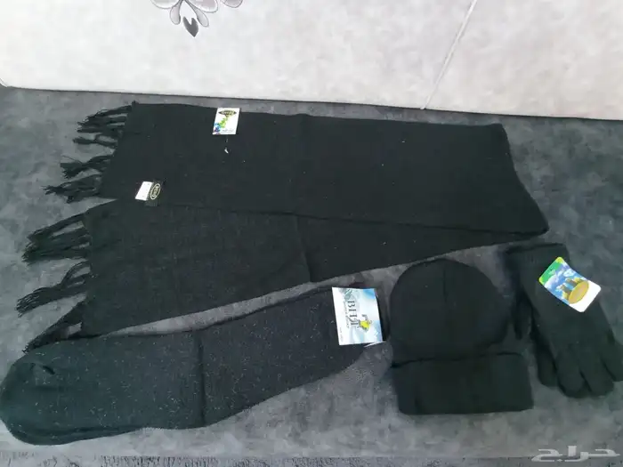 كسوة الشتاء مغلفة وجاهزة للتوزيع ثلاث قطع ب 5 ريال 5