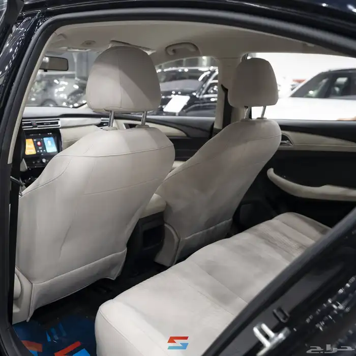 ام جي 5 STD 2025 7