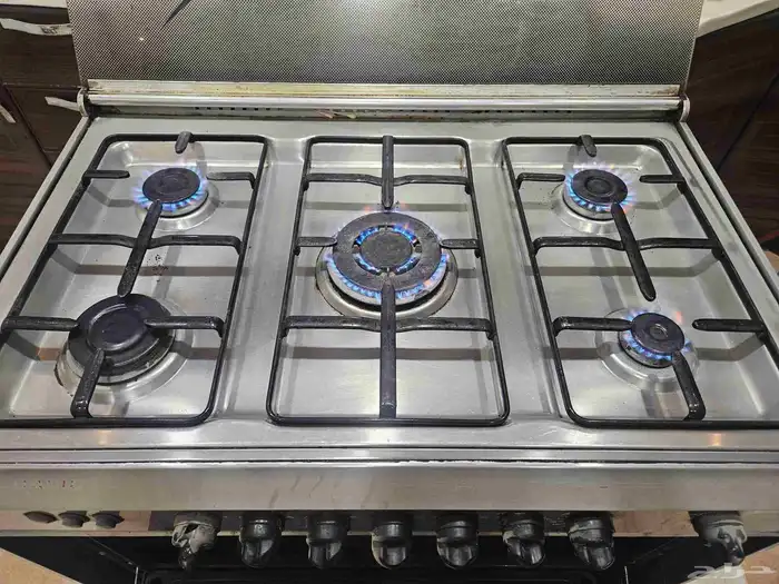 مطبخ مع فرن للبيع مستعجل 3