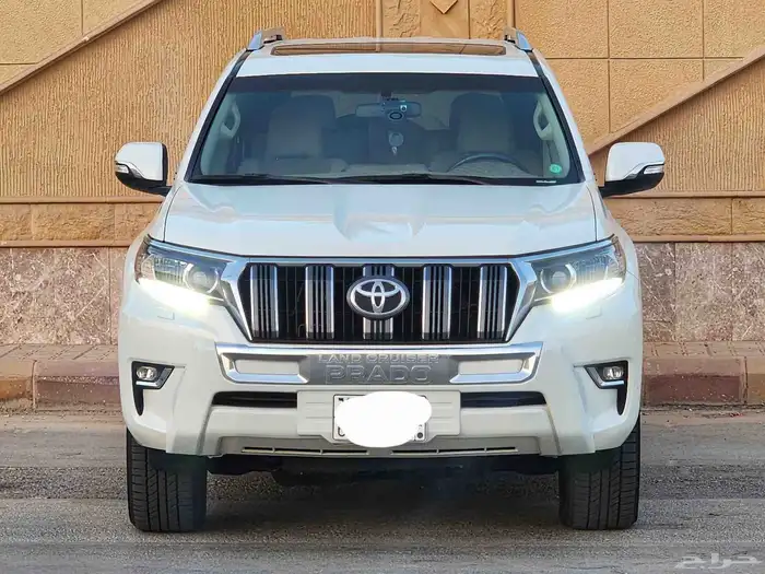 تويوتا برادو VXممشي 30 الف 2022 فل كامل 0