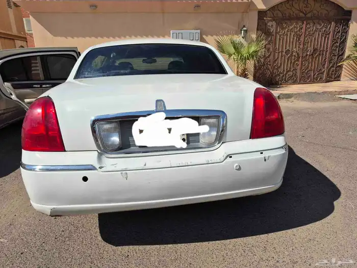 لنكولن تاون كار لارج فل كامل 10 الف 8