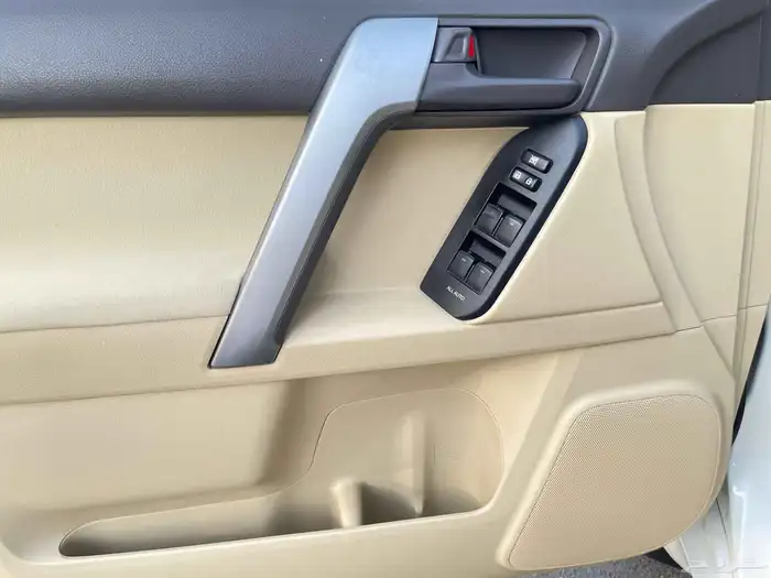 تويوتا برادو 2016 فل خليجي 11