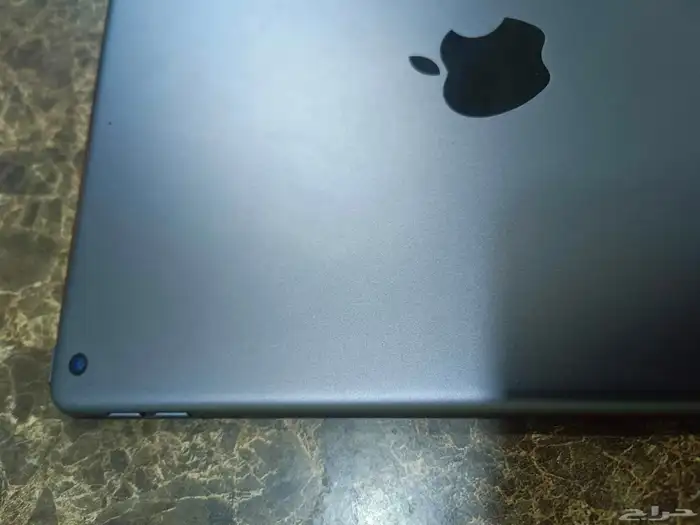 ايباد ابل نظيف الجيل التاسع مساحة تخزين 64 3