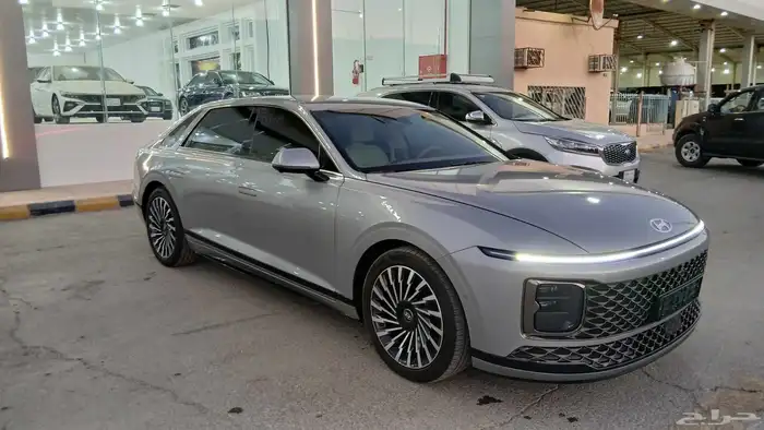 ازيرا 2023 فل كامل ممشى 42 الف 9