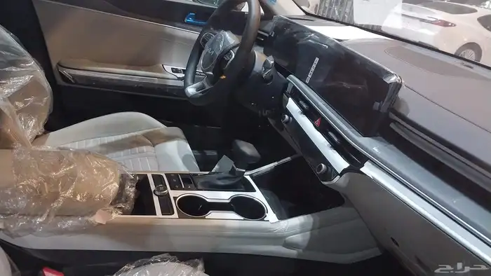 كيا K5 استاندر مطور 2025 و 2026 4