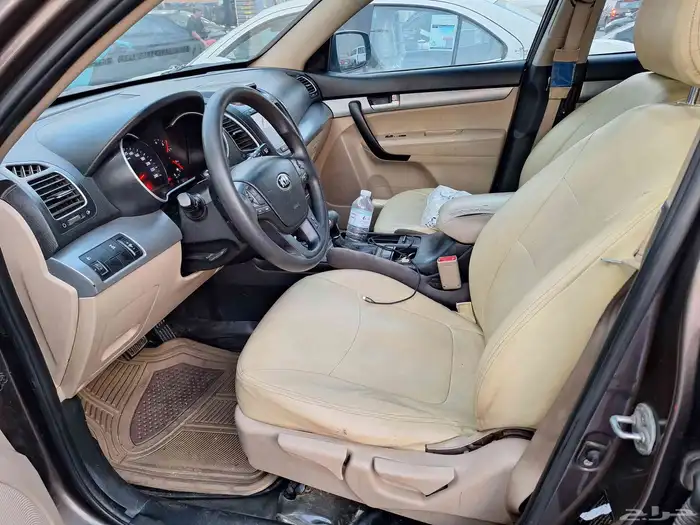 كيا سورينتو 2015 4