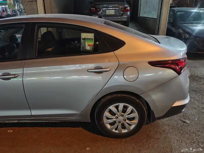 متاح سيارات للايجار اليومي والاسبوعي والشهري 3