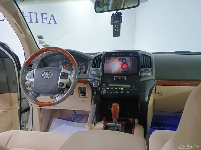 لاندكروزر GXR فل كامل 2013 15