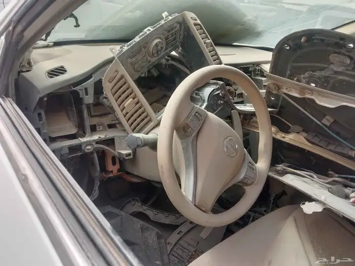 تشليح نيسان انواع قطع غيار حق جميع انواع السيارات جيب باترو 7