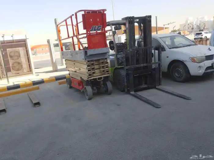 فوركلفت للايجار سكينه رافعه شوكيه ايجار رافعات وكرينات لايجا 9