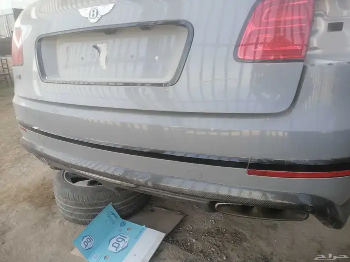 دفندر رانج روفر بنتلي مزراتي 28