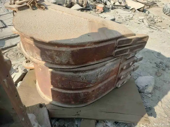 للبيع عدد 2 باكت عرجاء او جي سي بي 5