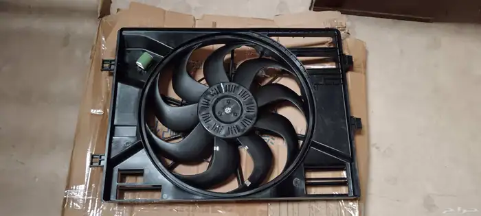 متوفر قطع غيار السيارات الصينية بجودة عالية شانجان   جيلي 2