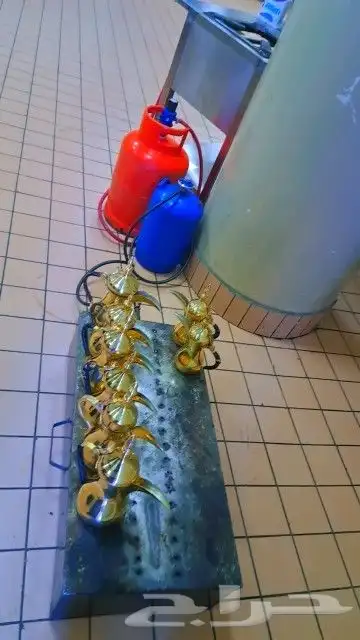 قهوجي بالاغراض كامله 100 100. 5