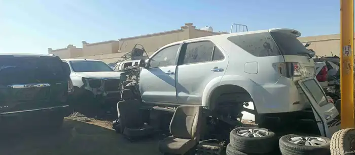 جموس وهيلكسات وهوندا اكرد ولكزاس 9