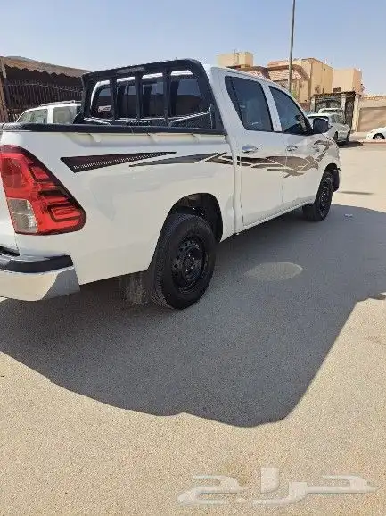 تويوتا هايلوكس ديزل غمارتين 2022 4