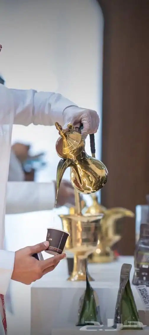 قهوجي بالاغراض كامله 100 100. 3