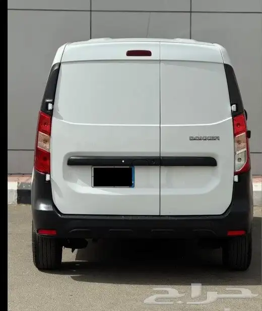 سياره دوكر 2017 فان بضاعه للبيع مفحوص ومجدد 1
