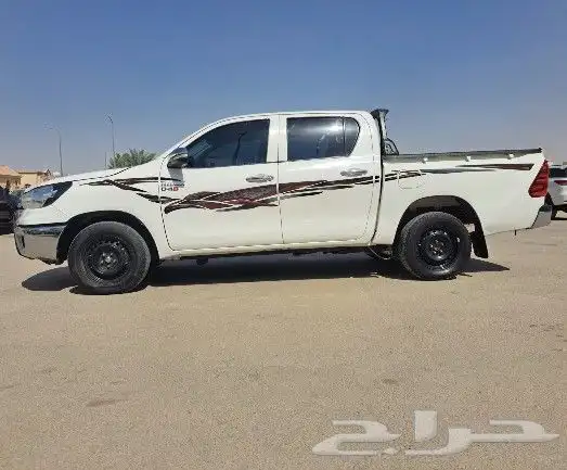 تويوتا هايلوكس ديزل غمارتين 2022 1