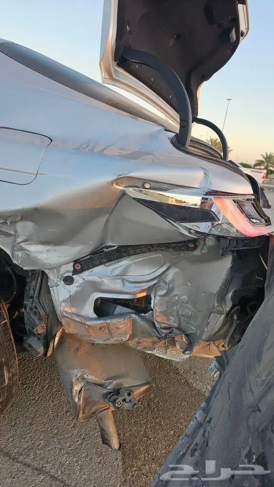 كامري 2025 هايبرد استاندر مصدوم 4