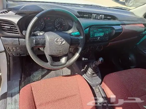 تويوتا هايلوكس ديزل غمارتين 2022 8