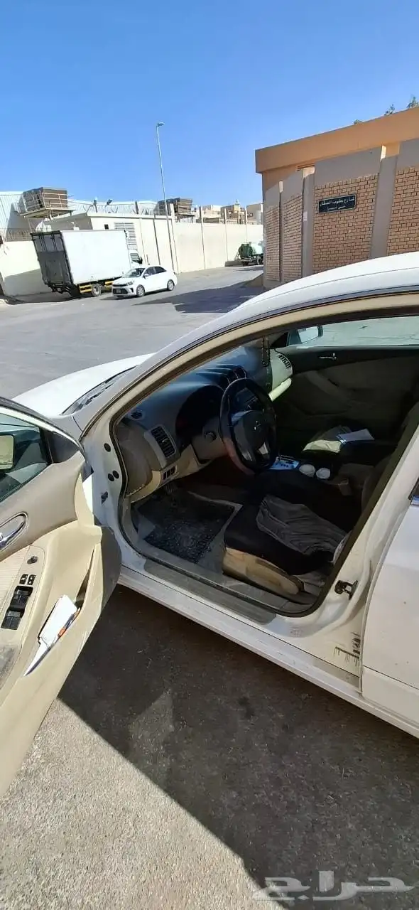 نيسان التيما 2009 5