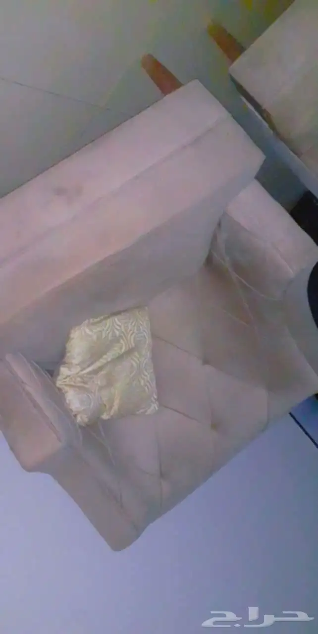 كنب للبيع متوفر اكثر من طقم 2