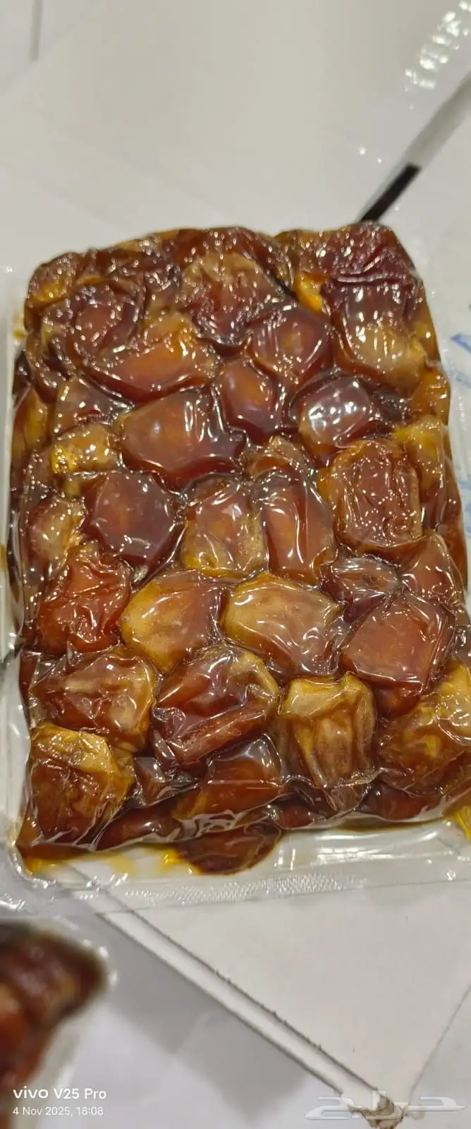 يوجد لدينا امواع التمور 0