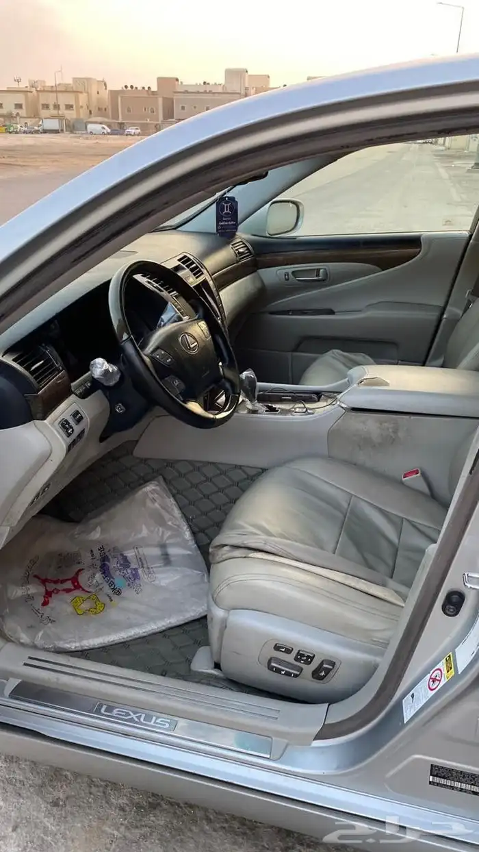 لكزس LS 460 2007 5