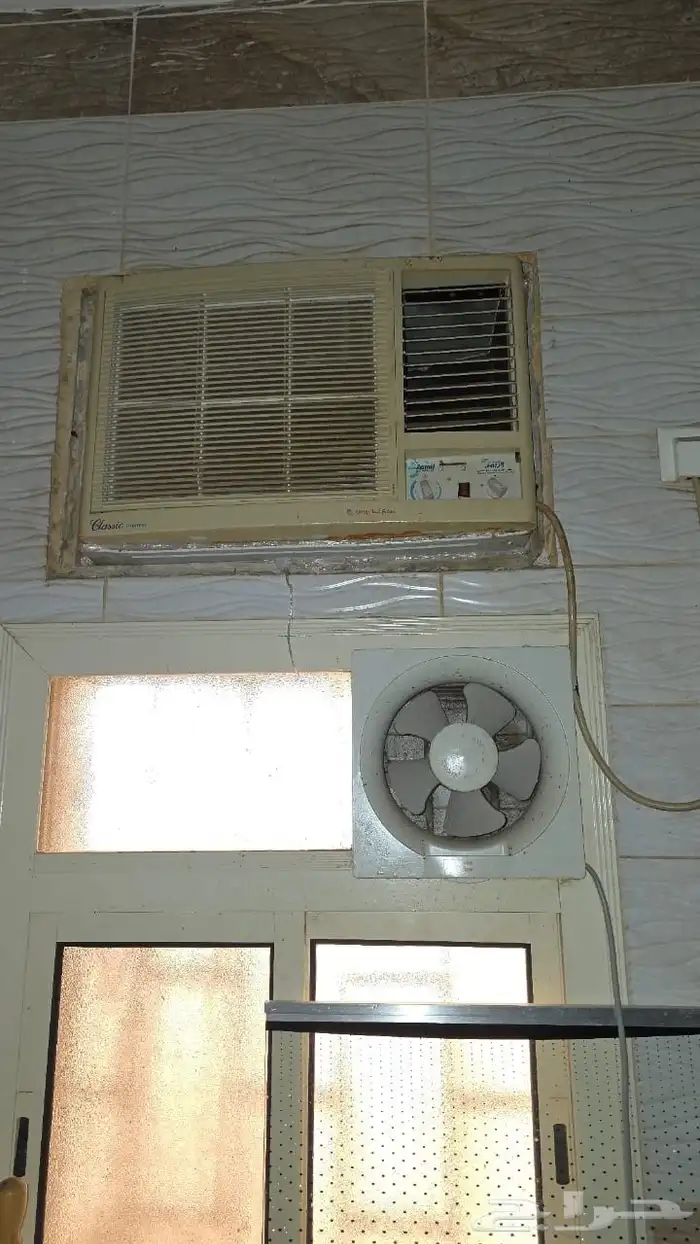 أثاث متنوع للبيع وأجهزه منزليه ومكيفات 3