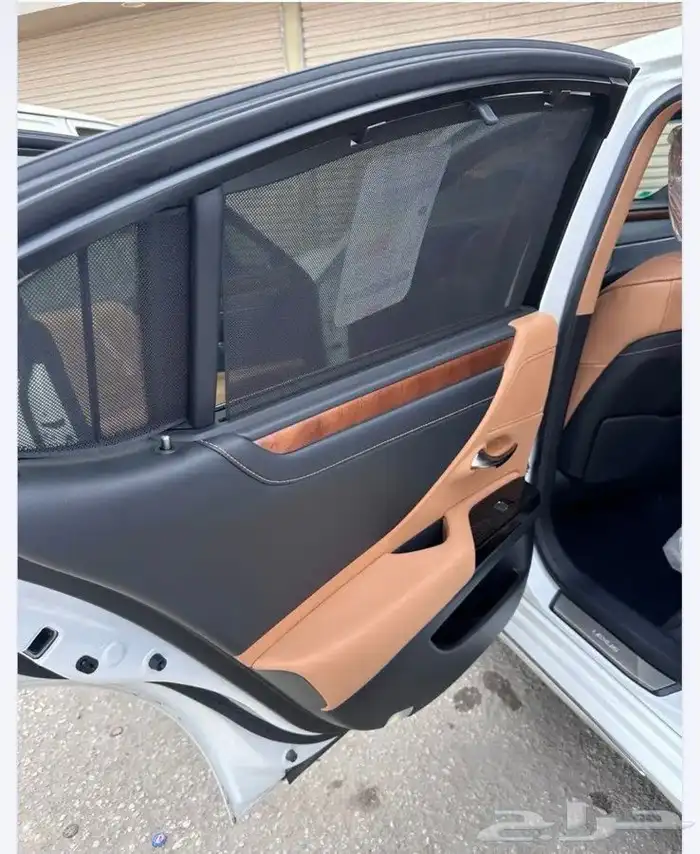 لكزز ES350 سته سلندر فل كامل بدون فتحه سقف وارد الساير Cc 3