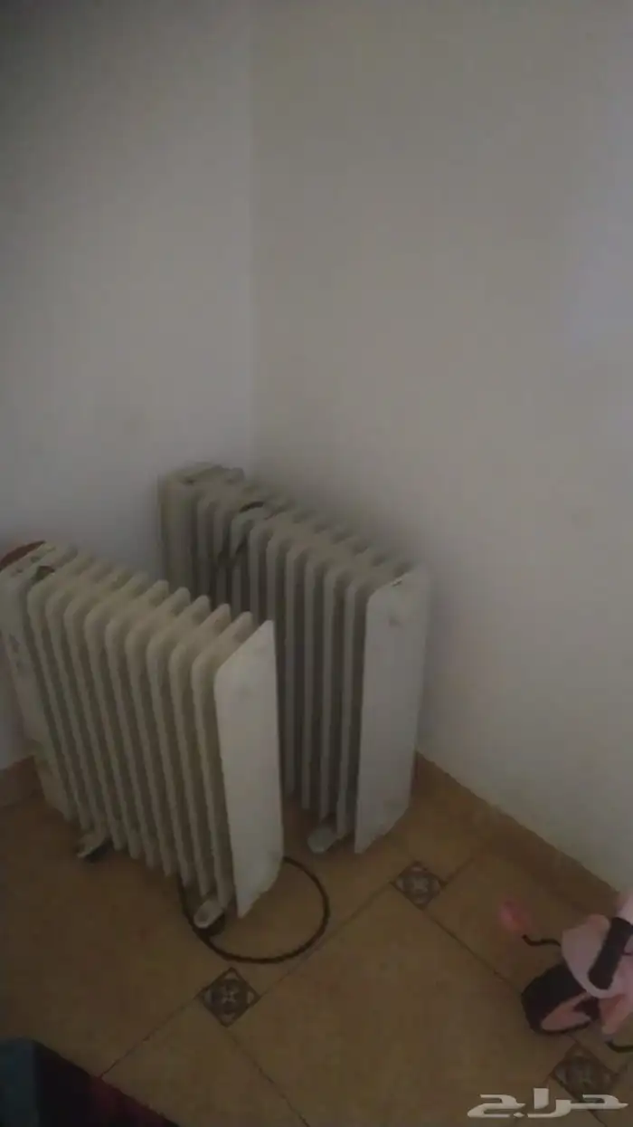 مجموع ال اغراض غرفت النوم 4سريرنفرواحد ثلاجه 3غرفه فرش 6