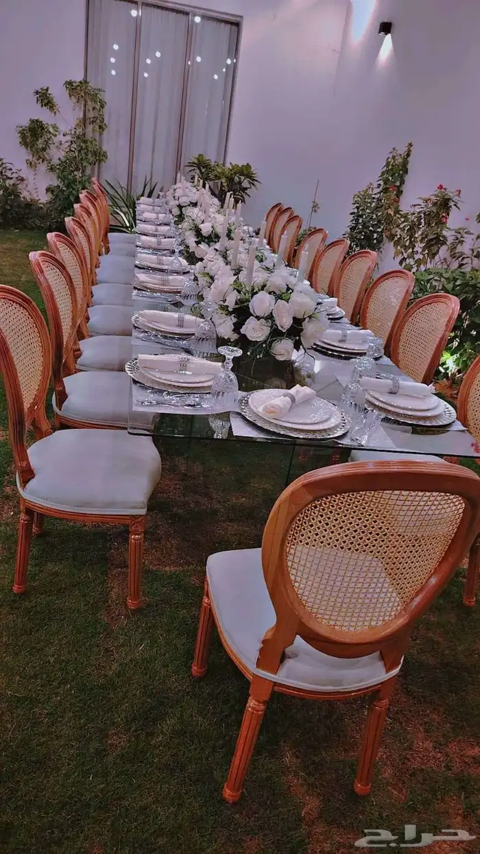 تاجير كراسي وطاولات سماعات وقهوجين وصمامين 1