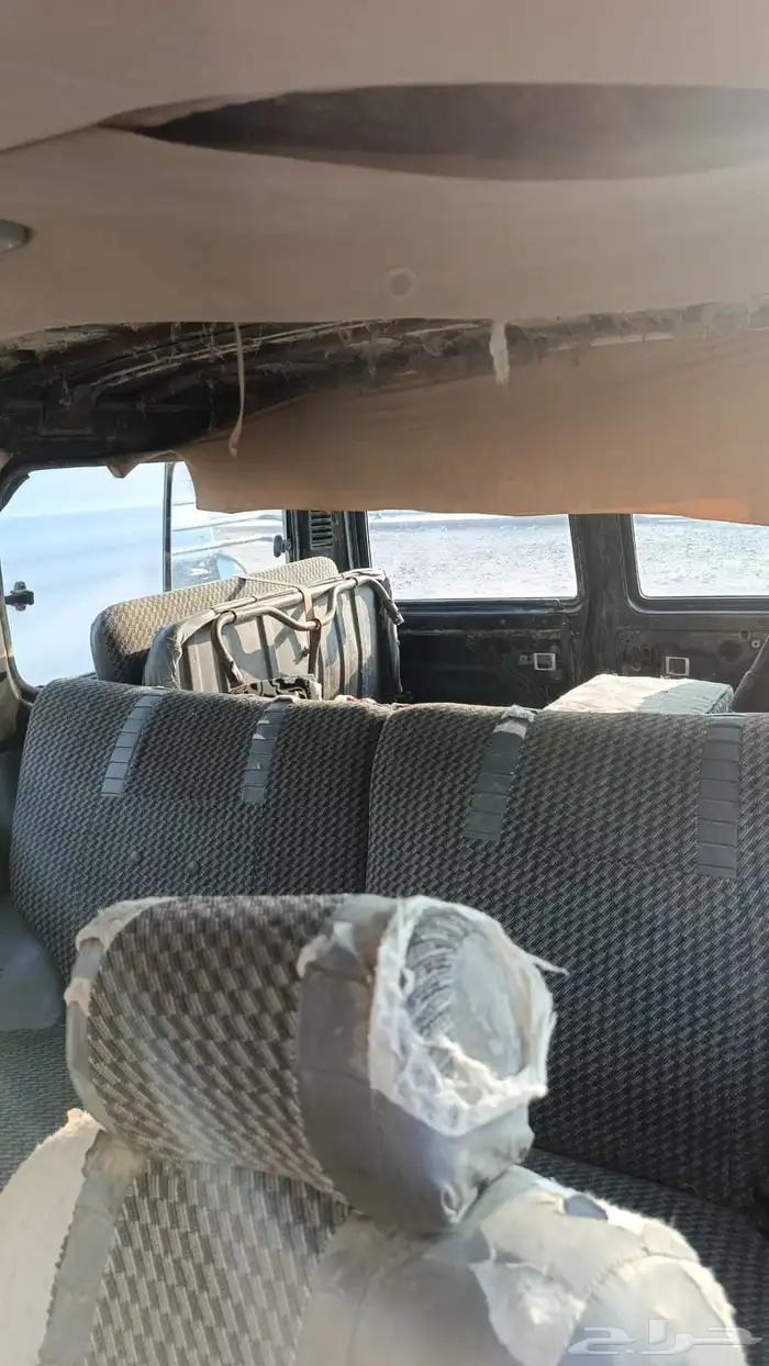 لاندكروزر صالون موديل 84 3