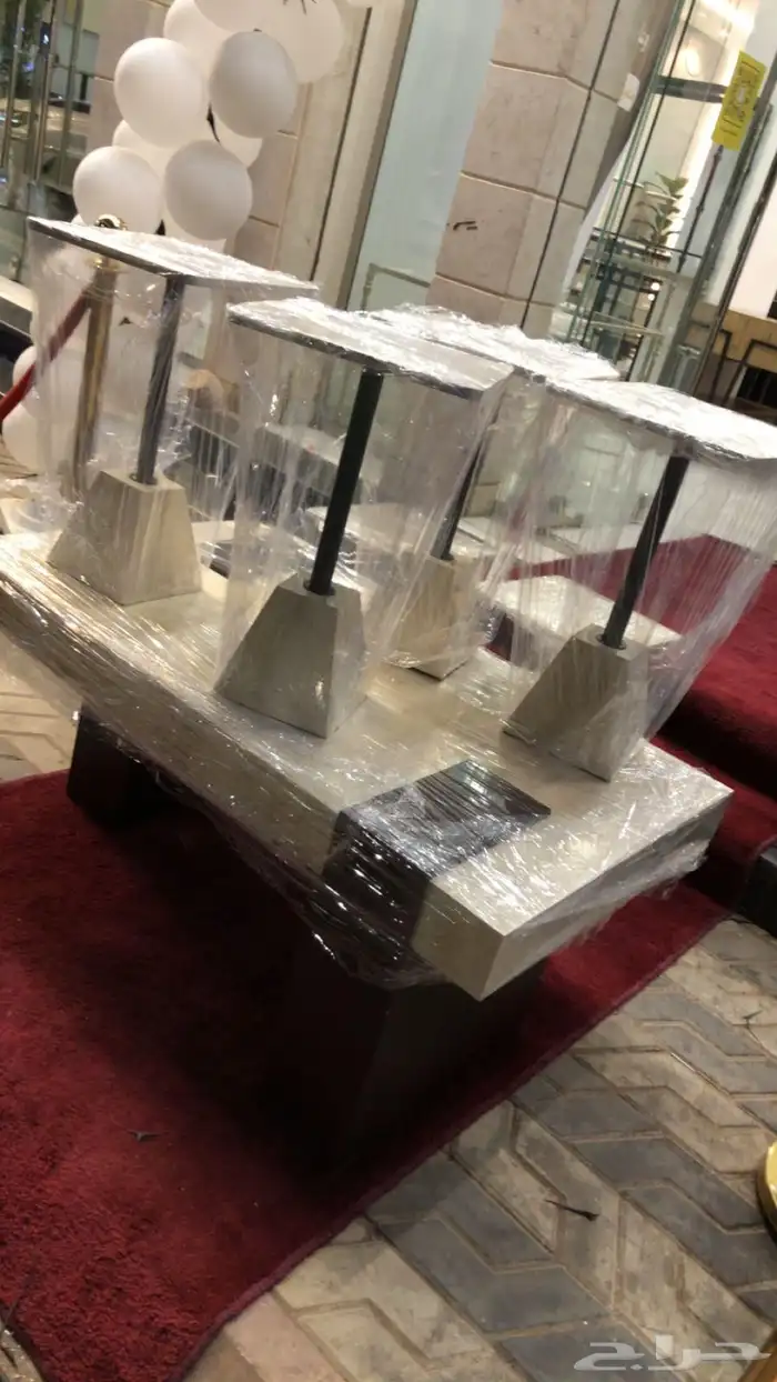 طاوله للبيع 2