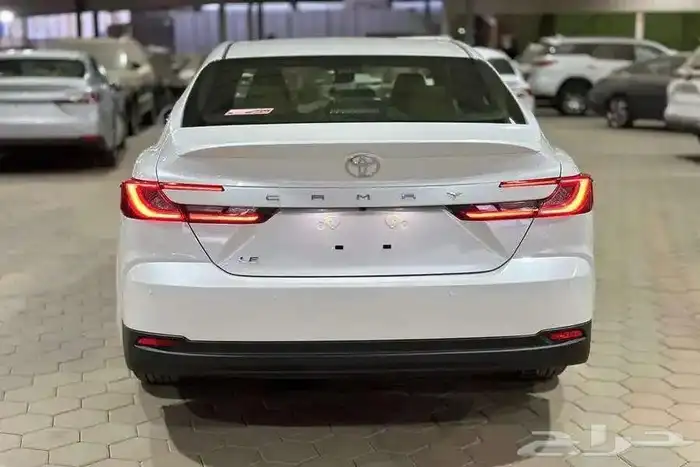 تويوتا كامرى le 3