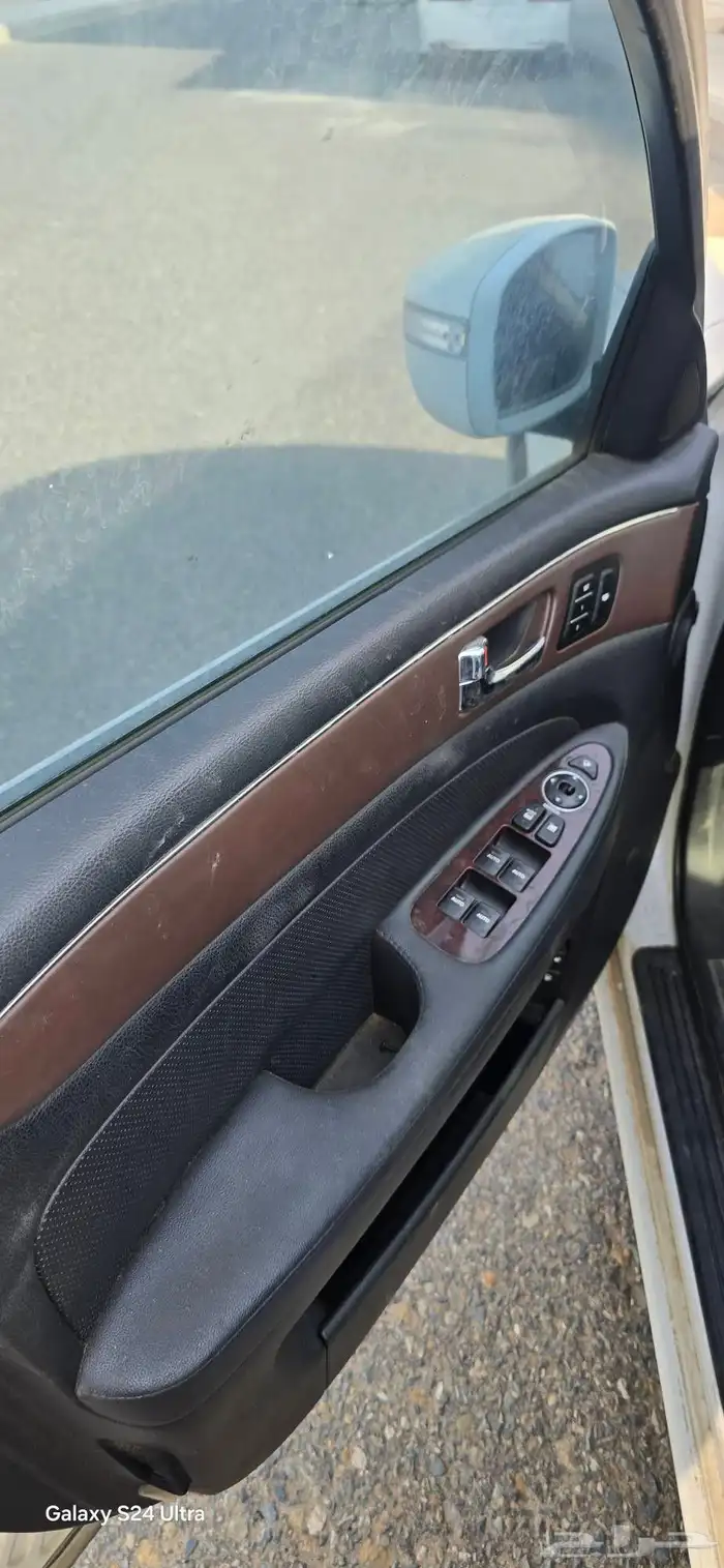 جنسس للبيع مخبطة المكينة 0