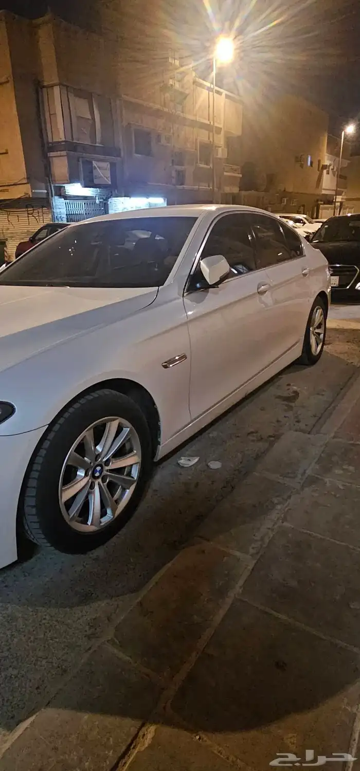 للبيع BMW 520i 3
