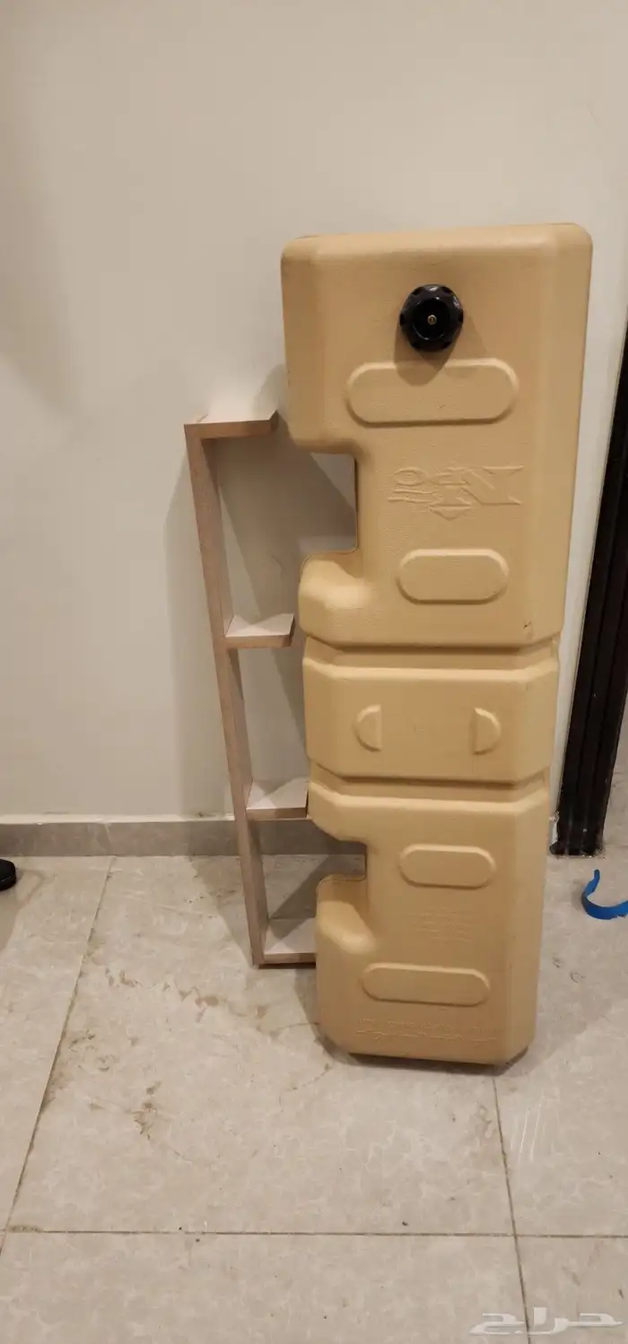 شماعات باجيرو وخزان ماء 40 لتر ومقعده الصف الثالث 0