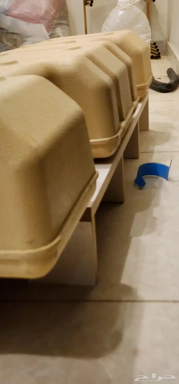 شماعات باجيرو وخزان ماء 40 لتر ومقعده الصف الثالث 3