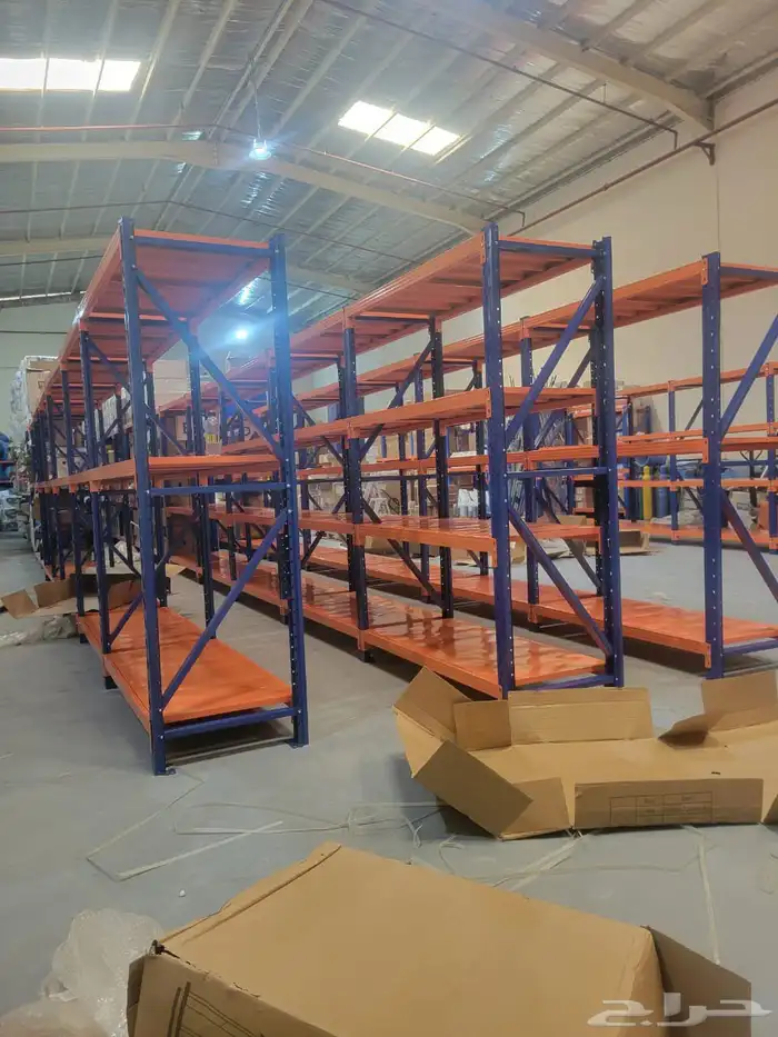 يوجد لدينا رفوف مستودعات سوبرات محلات 2