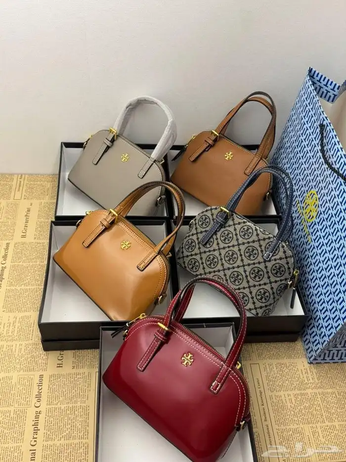 شنط شوزات ساعات نظارات محافظ جمله وتجزئه لتواصل 2