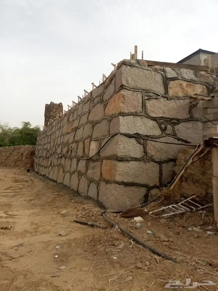 معلم حجر طبيعي 3