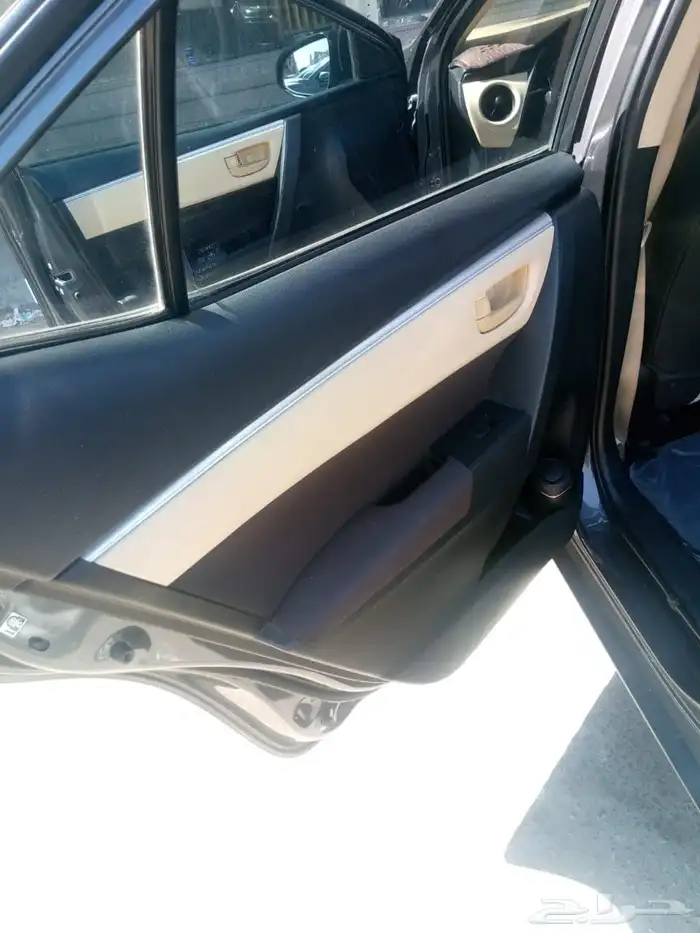 سياره تويوتا كورولا 18 5