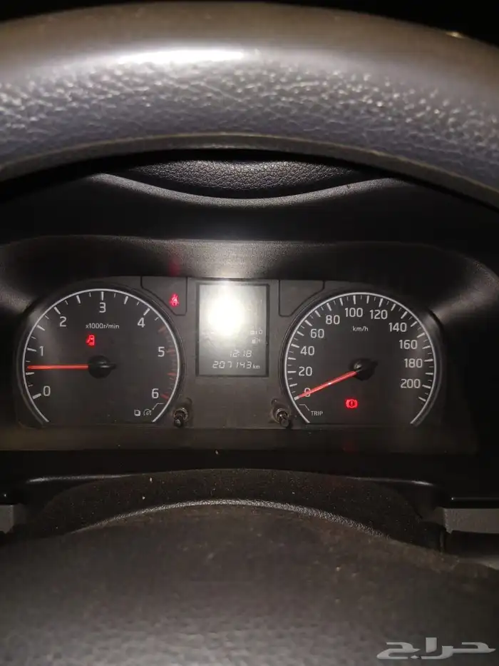 نيسان اورفان 2