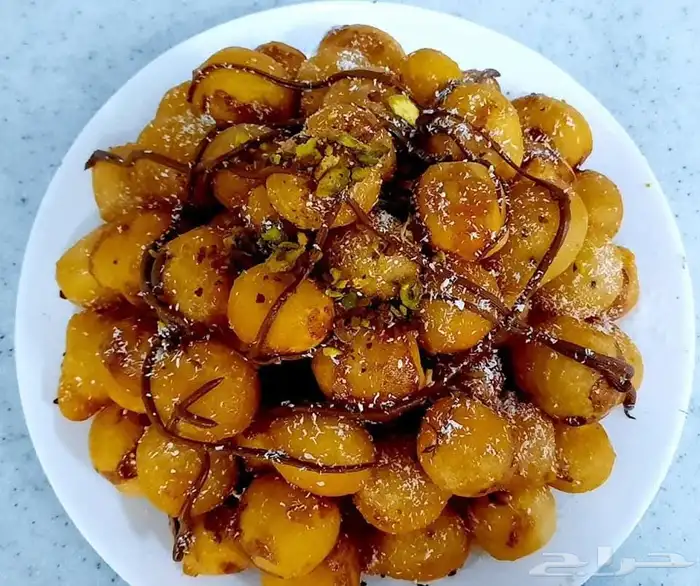 انا طباخ فنان بطبخ وسواق ابي شغل قصر شيوخ فلل بيوت 8