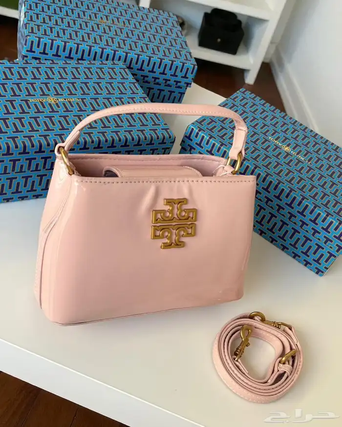 شنط ماركه يتوفر لدينا ماركه عدادت النوع توصيل جده ورياض 3